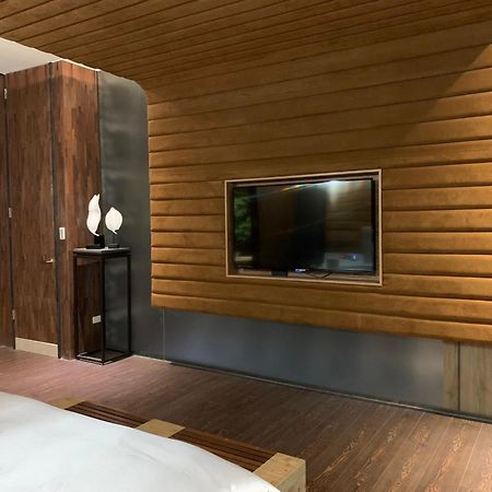 Aquarius Motel Taizhong Zewnętrze zdjęcie