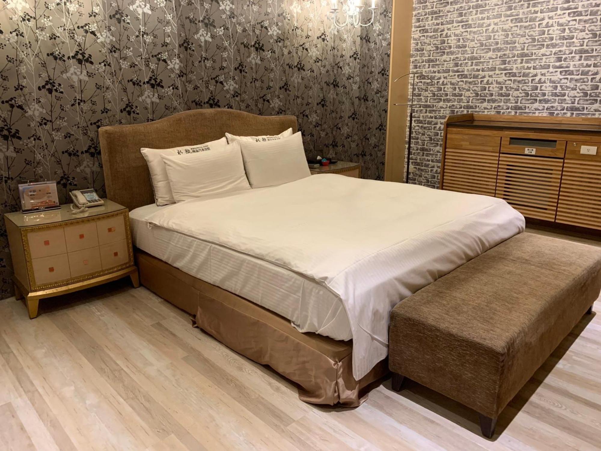 Aquarius Motel Taizhong Zewnętrze zdjęcie